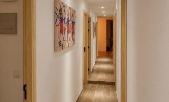 Hostal Ciempozuelos, cerca del Parque Warner y Madrid - Housity