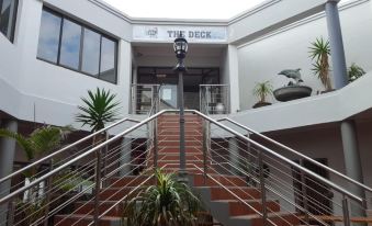 Gonubie Hotel - Housity