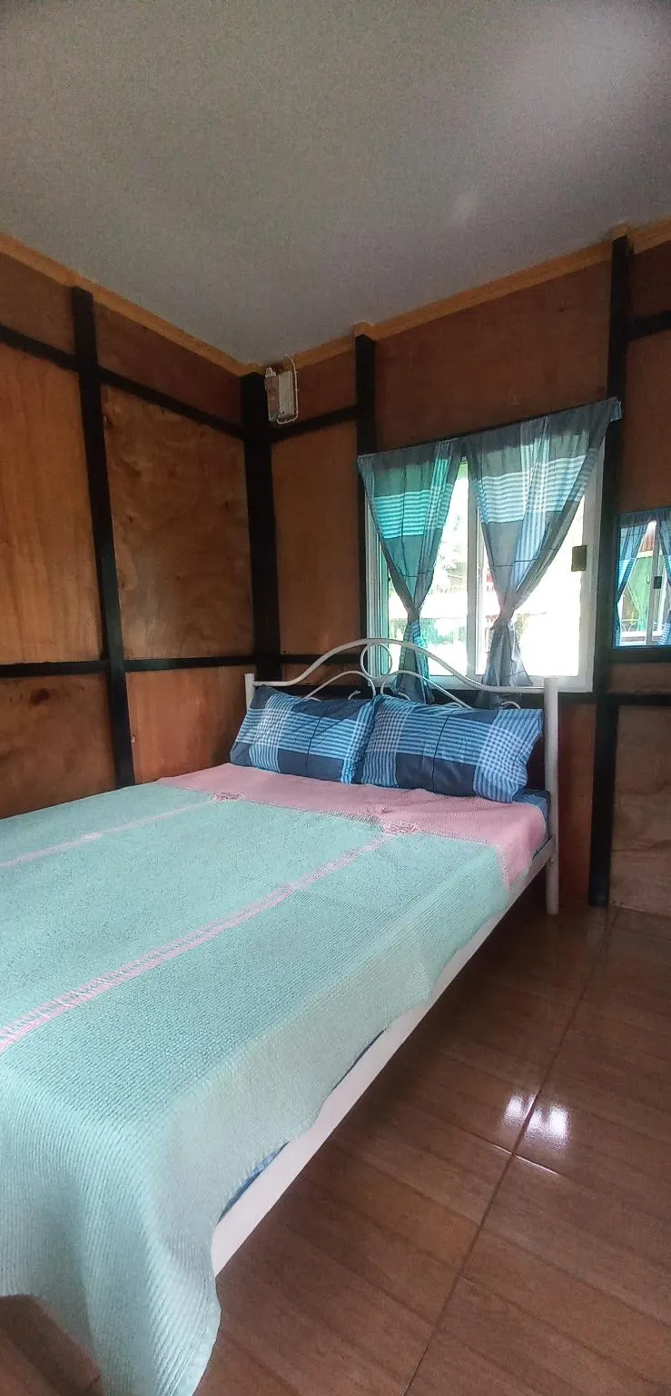 บังกะโลวิวสวนพร้อมห้องน้ำรวม