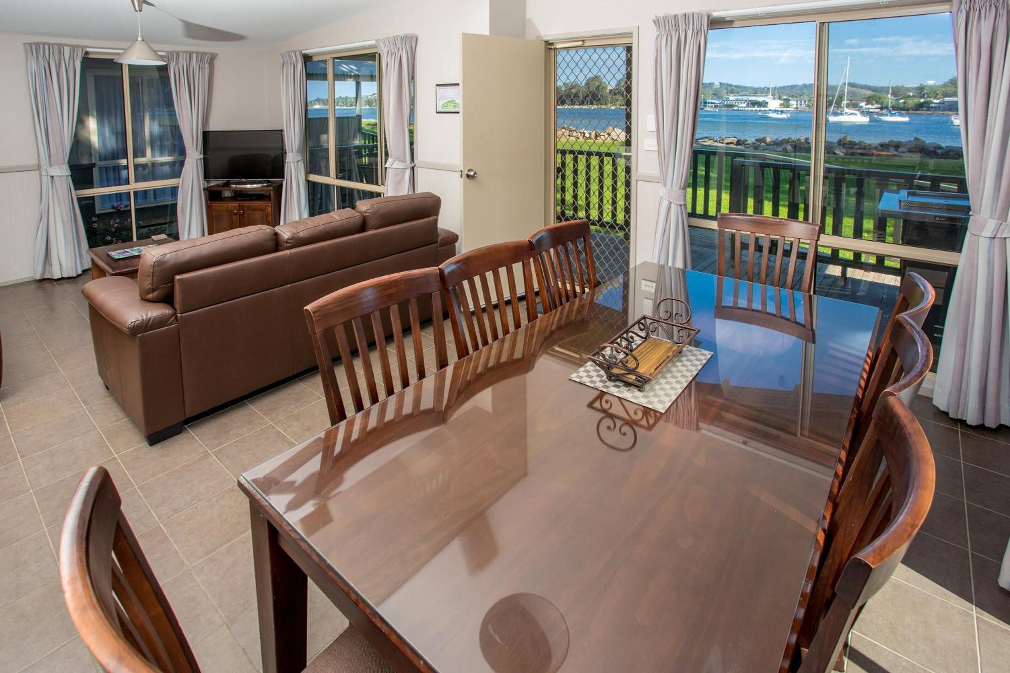 三卧室别墅，设有spa 浴缸