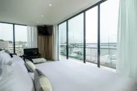 Le Barracuda & Spa, Centre Port, Pieds Dans l'Eau, Vue Mer Hotel di 