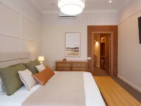 Hotel of the Philistine Okhlonin (f. Antiquarian-Hotel of the Philistine Okhlonin) 수즈달 호텔