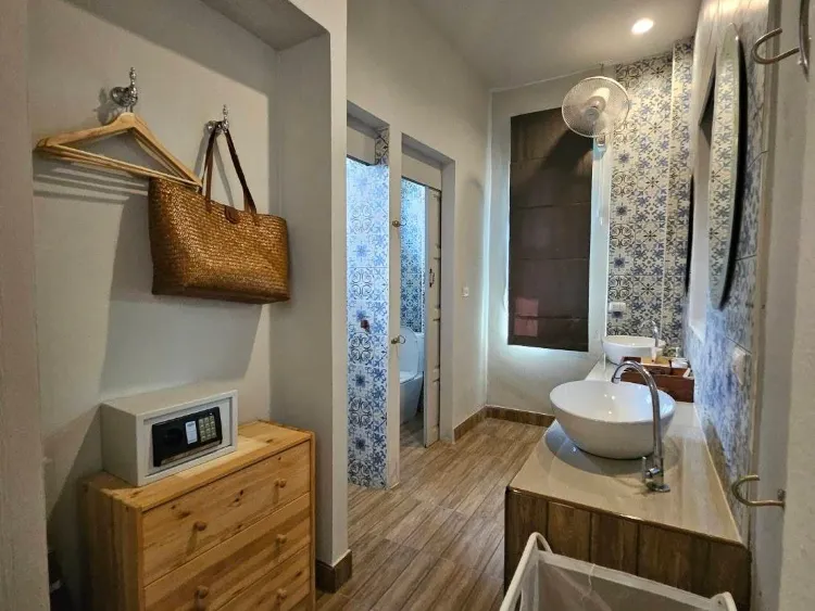 เตียงคิงไซส์เดี่ยว