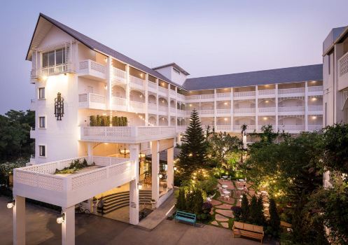 โรงแรมโครานารี่ คอร์ทยาร์ด บูทีค