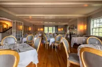 The White House Inn