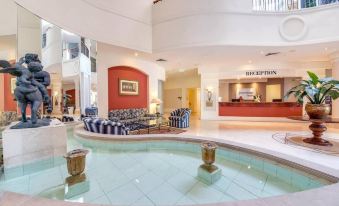Broadbeach Holiday Apartments - Housity