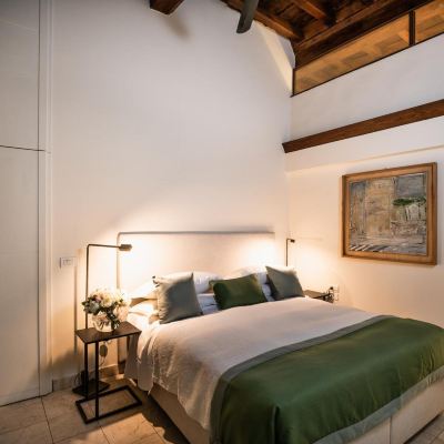 Standard Double Room Aqa Palace Promo Code