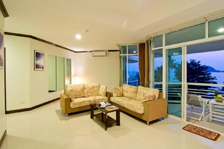 Standard Suite Family Double Or Twin Sea View