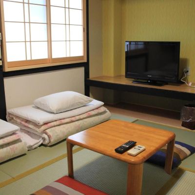 日式雙床房（共用浴室） 花之御宿旅館優惠