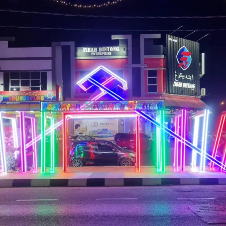 Ants Hotel Отели в г. Перлис