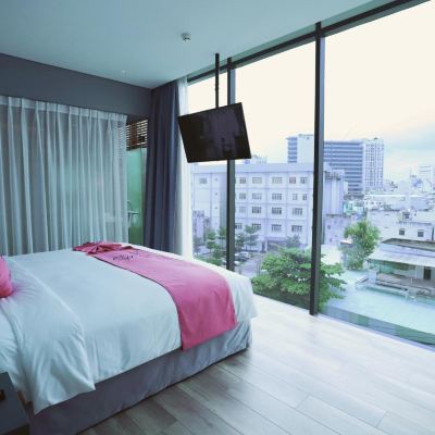 Premium Room With Bathtub HOME Hotel Promo Code