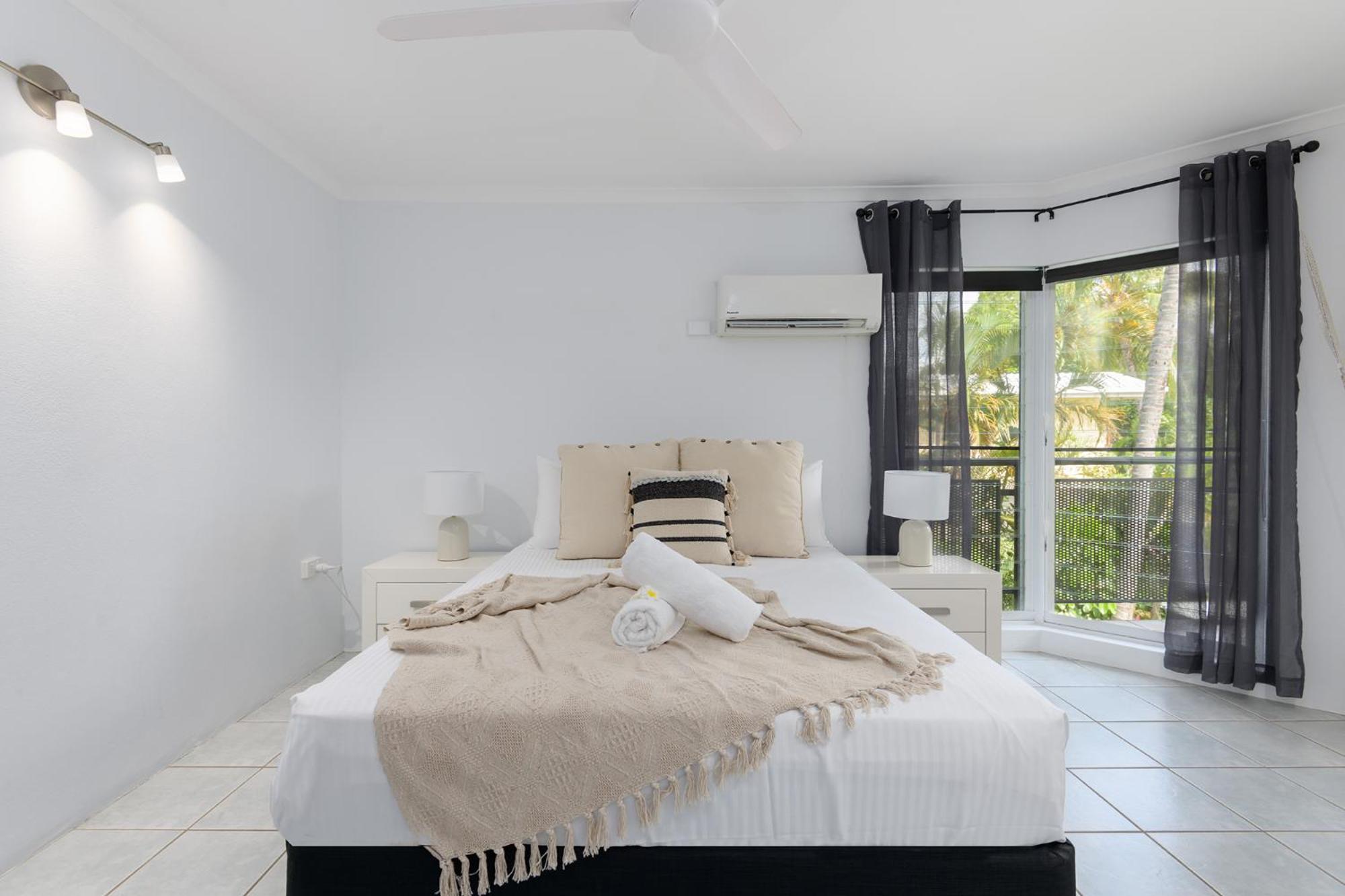 大型的高级两卧室公寓