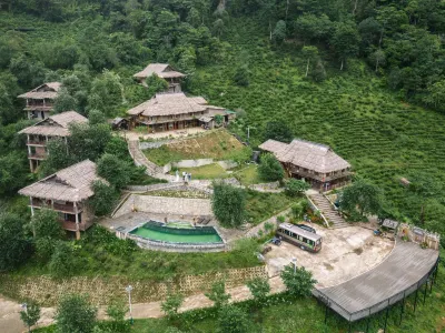 Ta Xua Ecolodge Hotéis em 