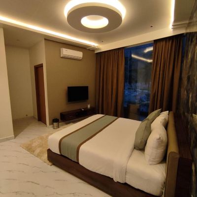 Premium Room with Balcony SILVER CLOUD Promo Code