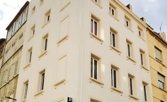 Hôtel Beauséjour - Housity