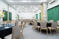 Microtel by Wyndham South Forbes Near Nuvali