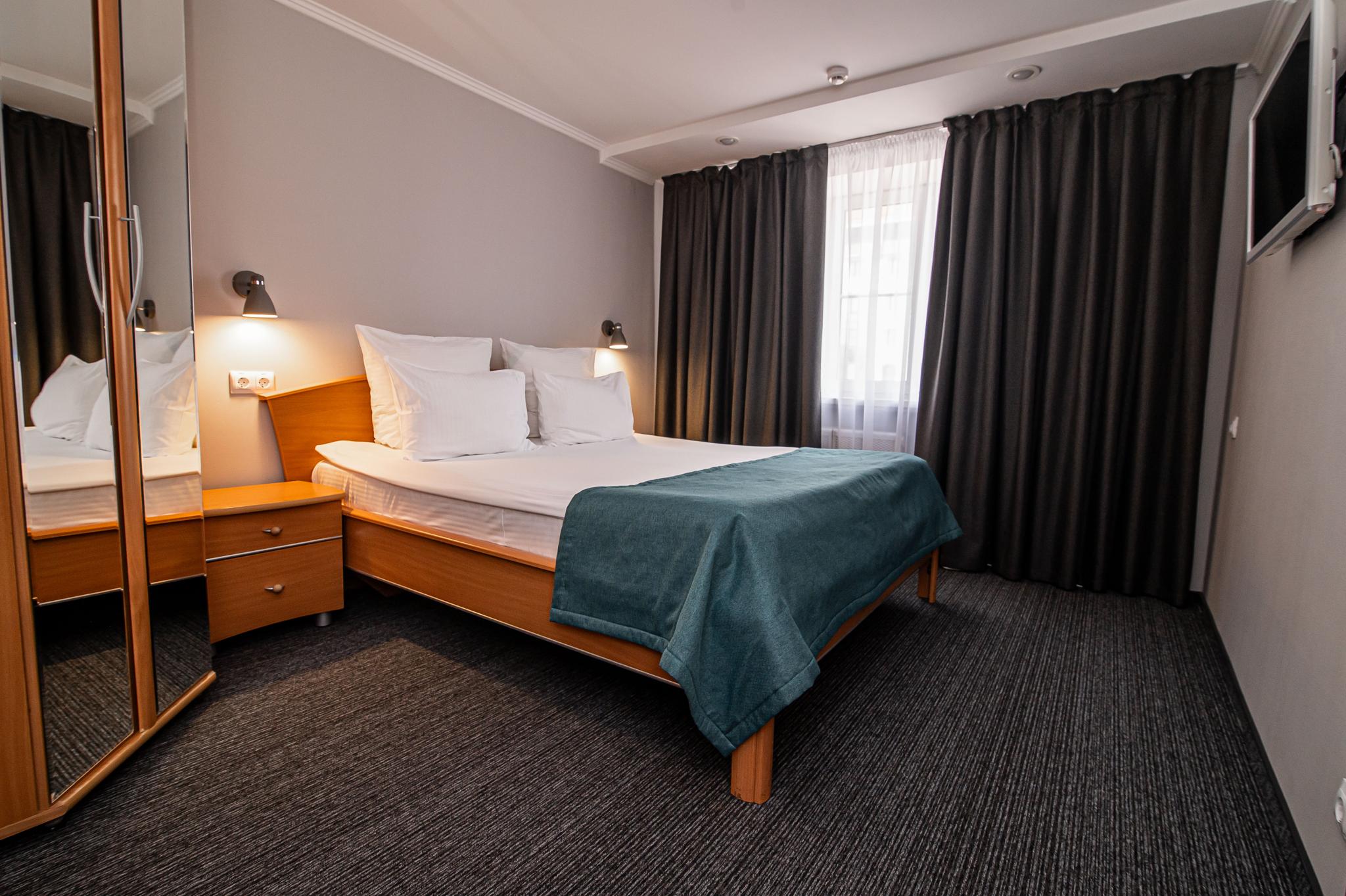 套房 - 带双人床