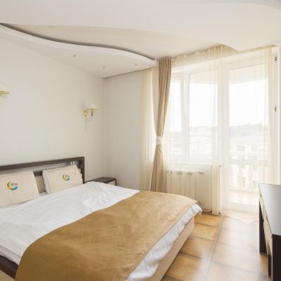 Family Suite Room Elle Hotel Promo Code