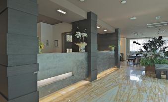Zen Hotel Versilia - Housity