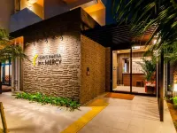 Yenns Marina Inn Mercy Hotele w: Ginowan