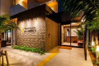 Yenns Marina Inn Mercy