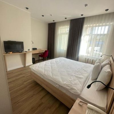 Family Room Golden Dragon Promo Code
