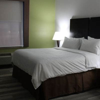 King Room - Disability Access Holiday Inn Express and Suites Heber Springs, an IHG Hotel Promo Code