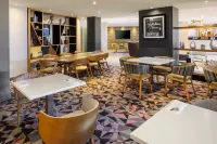 Holiday Inn READING-SOUTH M4, JCT.11 by IHG