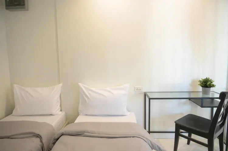 ห้องทวิน ห้ามสูบบุหรี่