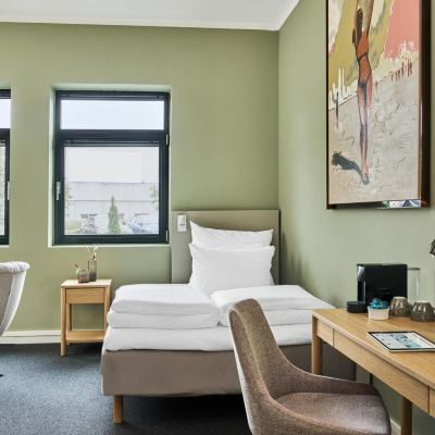 Superior Room Smarthotel Forus Promo Code