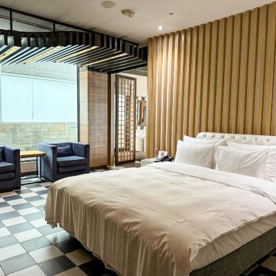 商務晶鑽套房 歐遊國際連鎖精品旅館-臺中館優惠