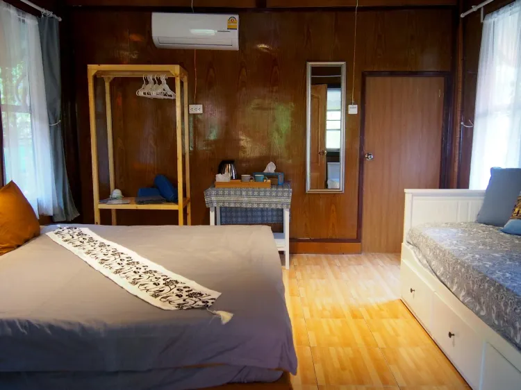 บังกะโลมาตรฐานพร้อมเครื่องปรับอากาศ