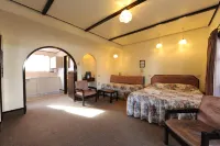 Alcala Motor Lodge Hotele w: 