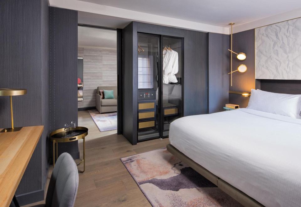 The Time New YorkDeluxe One-Bedroom King Suite