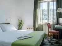LH Hotel Arca Street Art Hotels in Spoleto