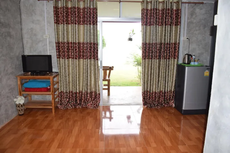 ห้องสแตนดาร์ด เตียงใหญ่ 1 เตียง