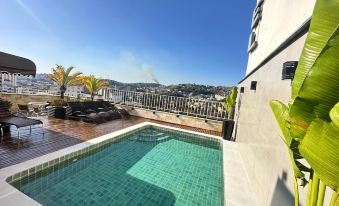 Cesar Park Hotel - Housity