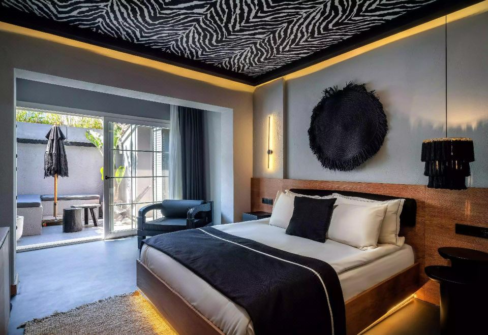 Select Suite