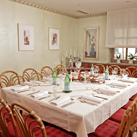 Art-Hotel Erlangen Отели в г. Эрланген