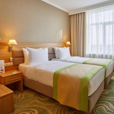 Standard Twin Room 45 Parallel Promo Code