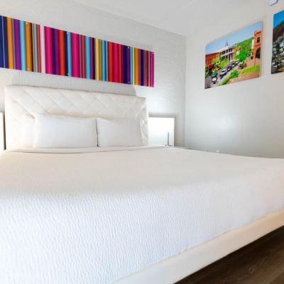 1 Queen Bed, Non-Smoking, Deluxe Room, Work Desk, Mini Fridge, Coffee Maker The Clarendon Hotel and Spa Promo Code