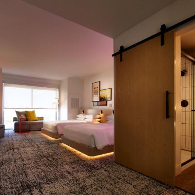 Reverb Two Queens Reverb by Hard Rock Atlanta Downtown Promo Code