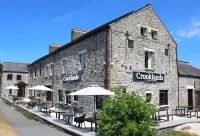 Crooklands Hotel di 