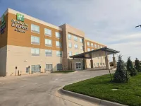 Holiday Inn Express & Suites LARAMIE WEST by IHG โรงแรมใน
