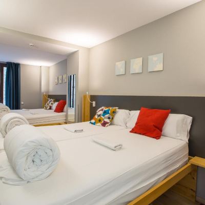 Quadruple Room with Bathroom Yeah Barcelona Hostel Promo Code