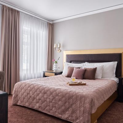 Deluxe Room Blues Hotel Promo Code