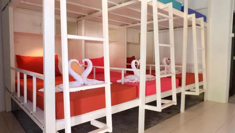 ห้องพักรวมมาตรฐาน 6 เตียง