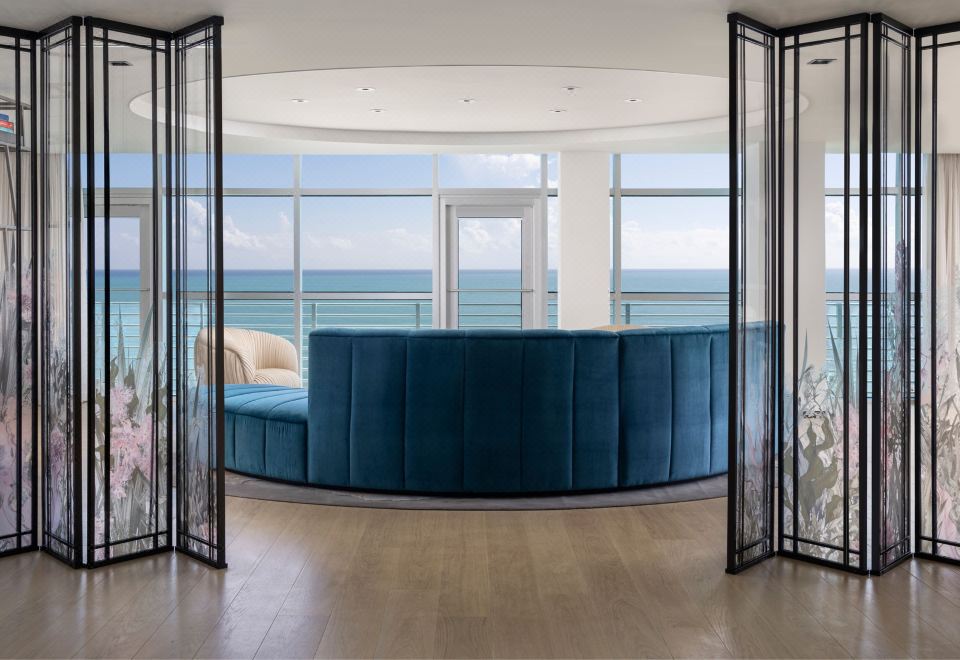 丽思卡尔顿套房