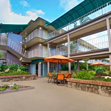 Pacific Marina Inn