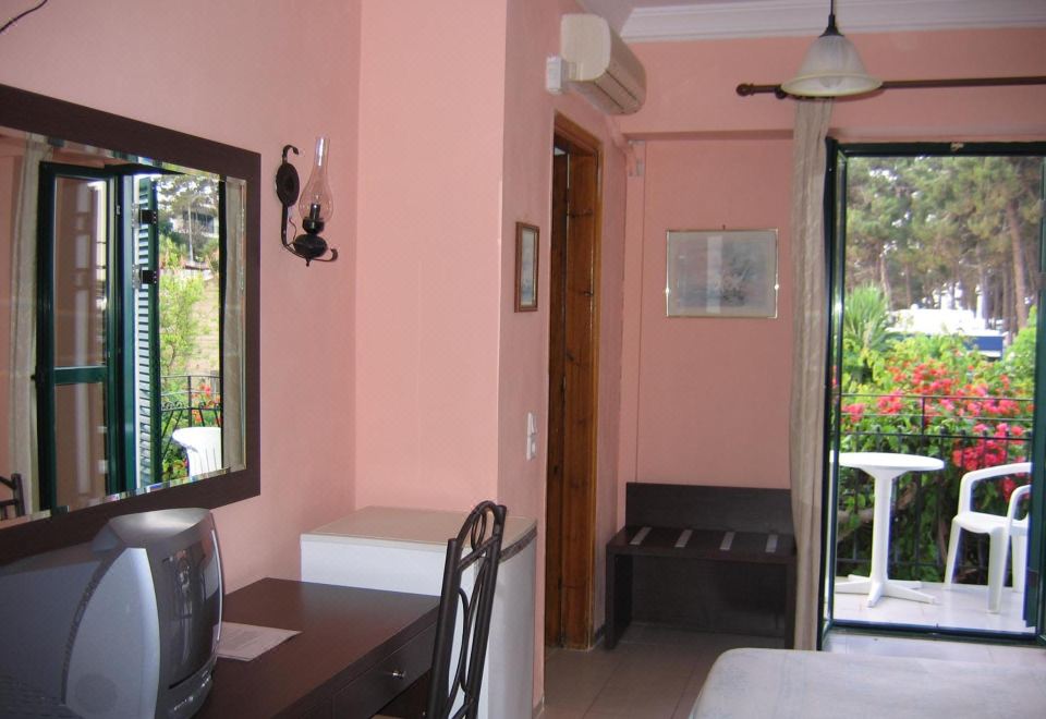 带阳台的标准双人或双床间